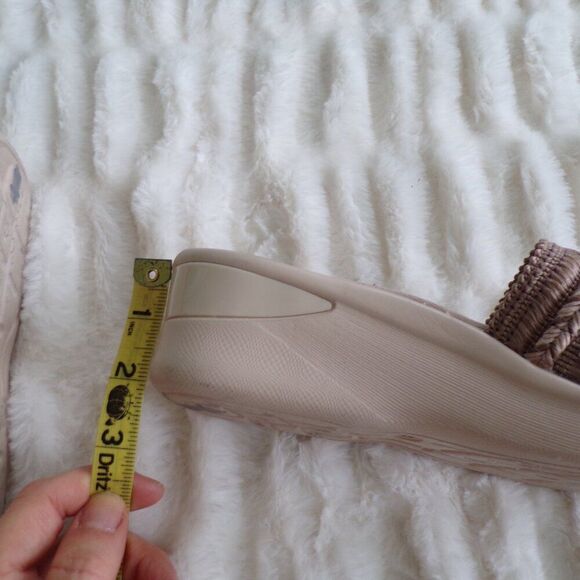 Bzees platform sandals 8.5 - Picture 6 of 7